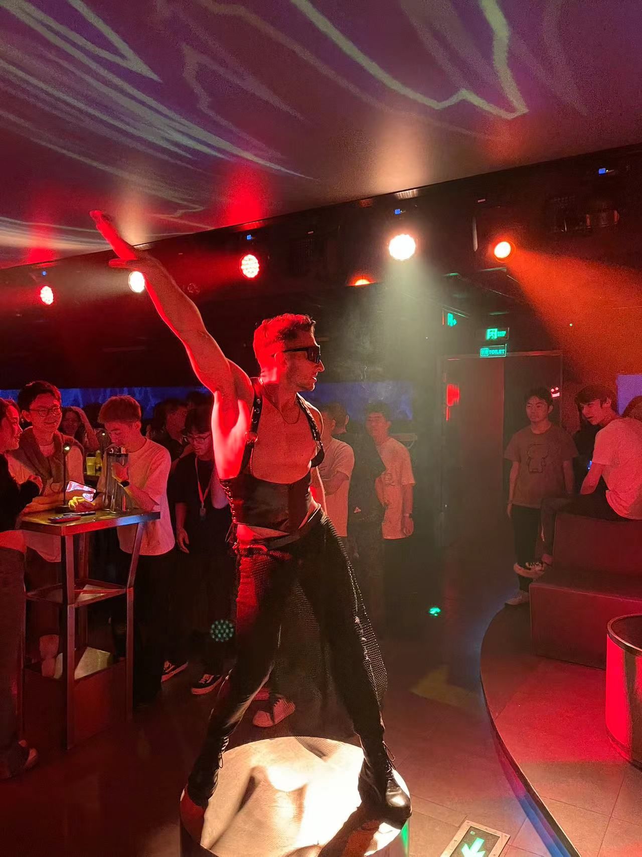 郑州商务ktv创新商务ktv模式解析-金水区ktv预订